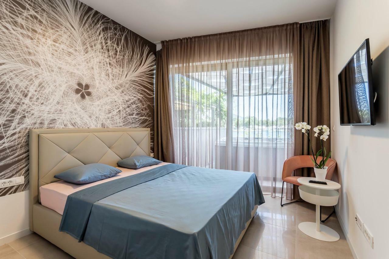 Luxury Apartment With Hot Tub Omis Exterior photo