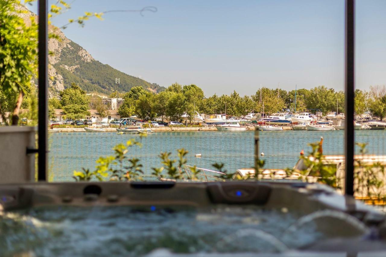 Luxury Apartment With Hot Tub Omis Exterior photo